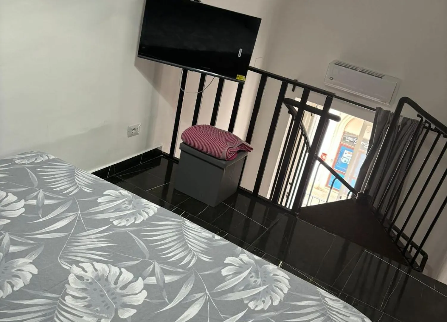 Zen Apartments Bari 0*,  Italy