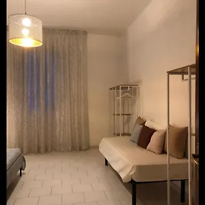 Apartmán At The Station Howme, Bari